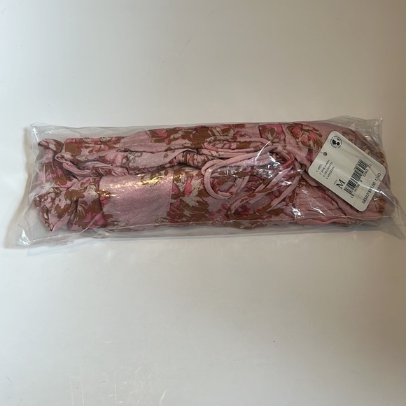 Free People Hilary Floral Printed Smocked Crop Top Pink Combo Size Medium NWT - Picture 6 of 6